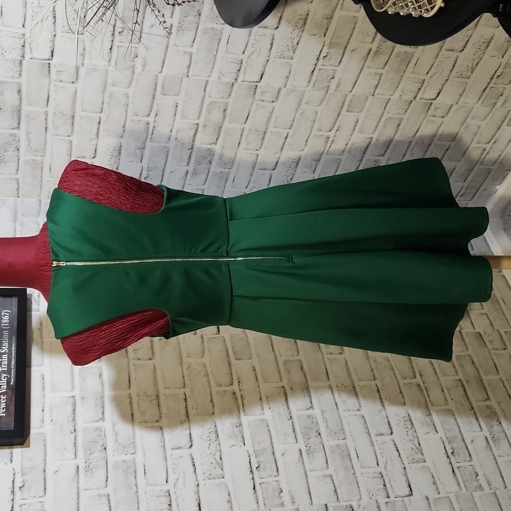Windsor SZ XL Emerald Green Dress - Picture 2 of 6